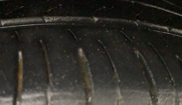 2020 Honda City 1.5L I-VTEC ZX CVT, Petrol, Automatic, 28,139 km, Left Front Tyre Tread