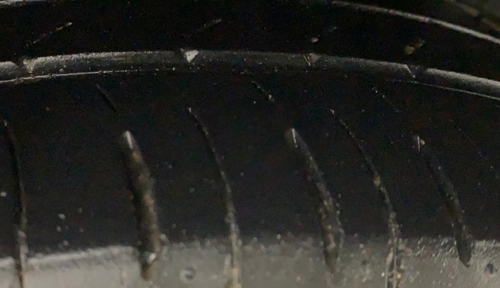 2020 Honda City 1.5L I-VTEC ZX CVT, Petrol, Automatic, 28,139 km, Left Rear Tyre Tread