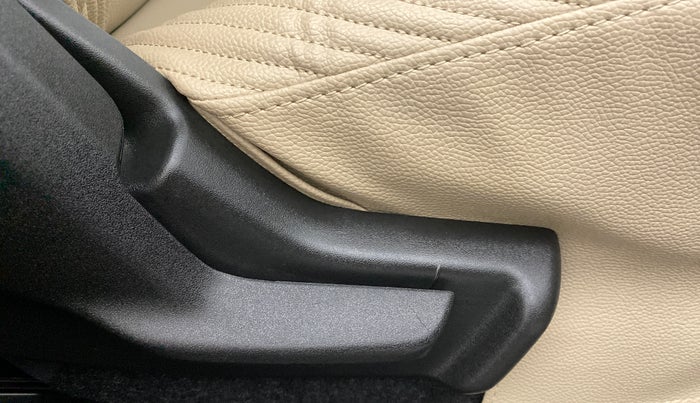 2022 Maruti Celerio ZXI D, Petrol, Manual, 577 km, Driver Side Adjustment Panel