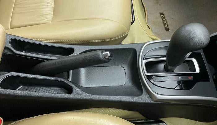 2018 Honda City V CVT, Petrol, Automatic, 13,685 km, Gear Lever