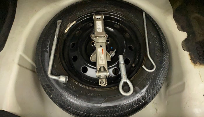 2012 Maruti Swift Dzire VXI, Petrol, Manual, 70,739 km, Spare Tyre