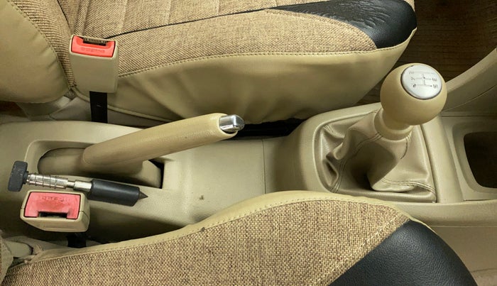 2012 Maruti Swift Dzire VXI, Petrol, Manual, 70,739 km, Gear Lever