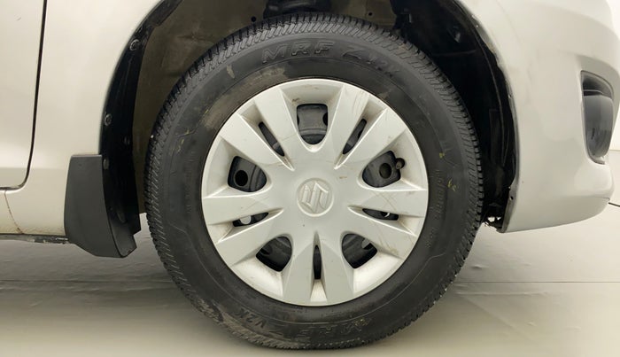 2012 Maruti Swift Dzire VXI, Petrol, Manual, 70,739 km, Right Front Wheel