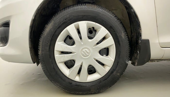 2012 Maruti Swift Dzire VXI, Petrol, Manual, 70,739 km, Left Front Wheel