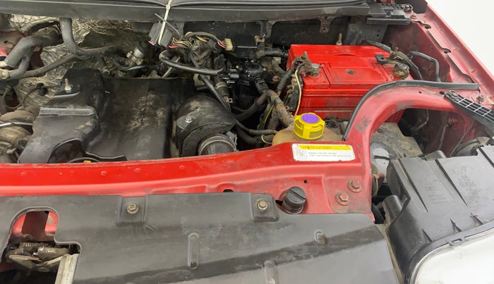 2016 Mahindra TUV300 T6, Diesel, Manual, 73,681 km, Engine View - Left