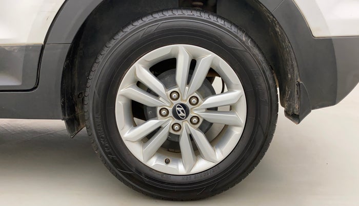 2017 Hyundai Creta E PLUS 1.6 PETROL, Petrol, Manual, 45,965 km, Left Rear Wheel