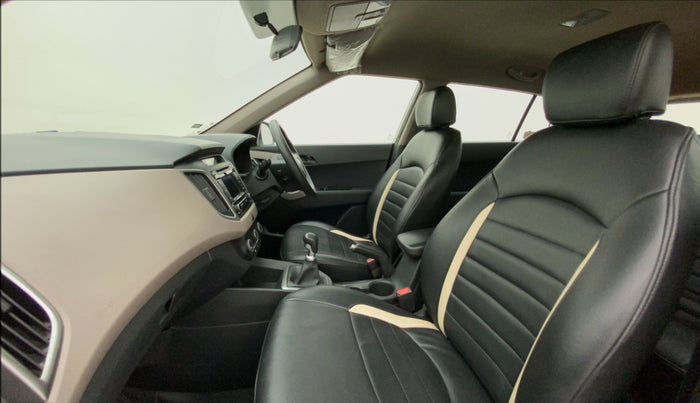 2017 Hyundai Creta E PLUS 1.6 PETROL, Petrol, Manual, 45,965 km, Right Side Front Door Cabin