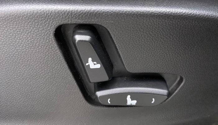 2019 MG HECTOR SHARP DCT PETROL, Petrol, Automatic, 23,953 km, Driver Side Adjustment Panel