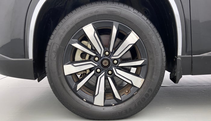 2019 MG HECTOR SHARP DCT PETROL, Petrol, Automatic, 23,953 km, Left Front Wheel