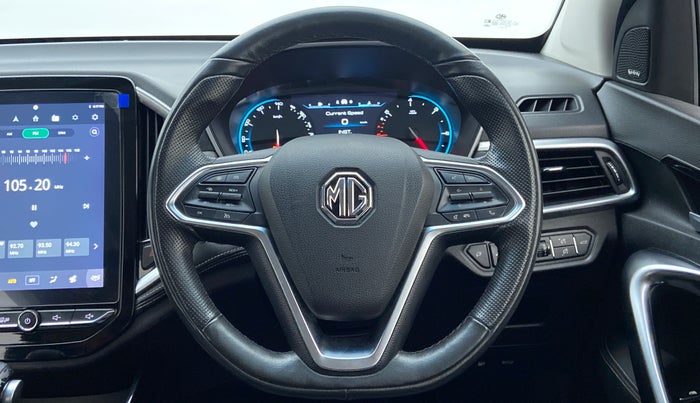 2019 MG HECTOR SHARP DCT PETROL, Petrol, Automatic, 23,953 km, Steering Wheel Close Up