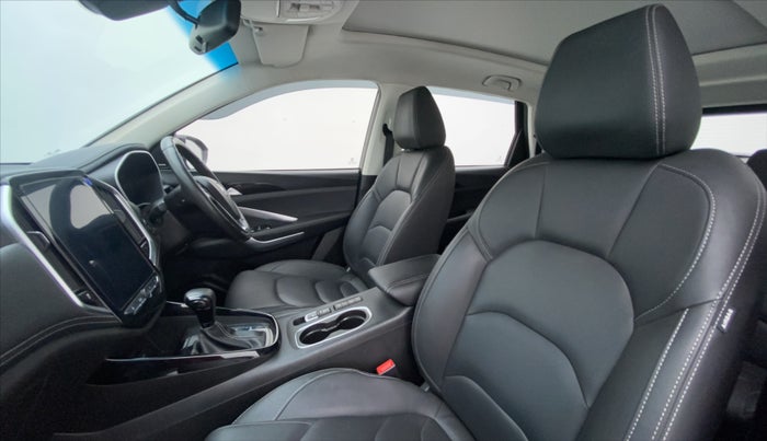 2019 MG HECTOR SHARP DCT PETROL, Petrol, Automatic, 23,953 km, Right Side Front Door Cabin