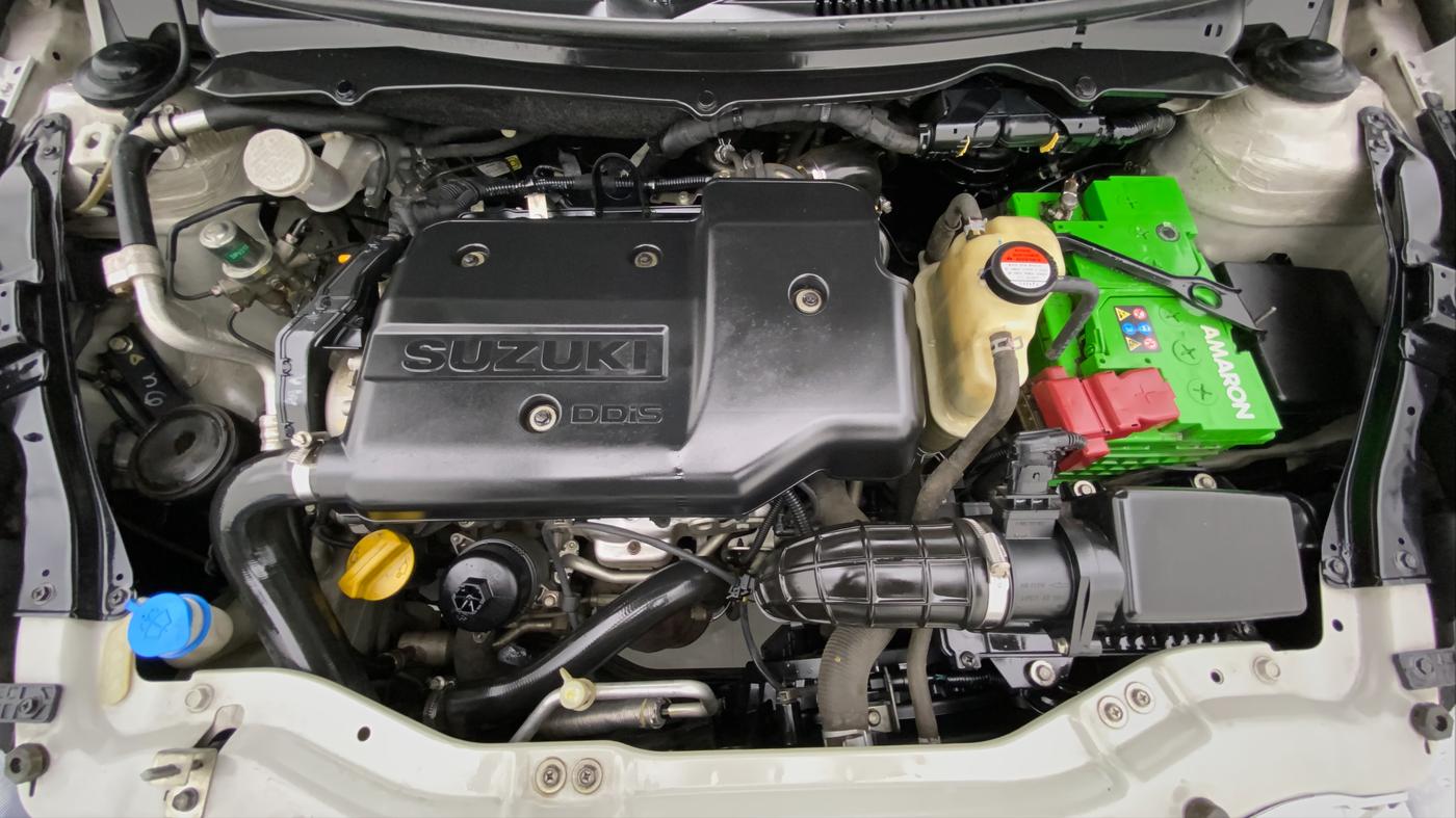 2014 Maruti Swift VDI, Diesel, Manual, 38,373 km, Open Bonet