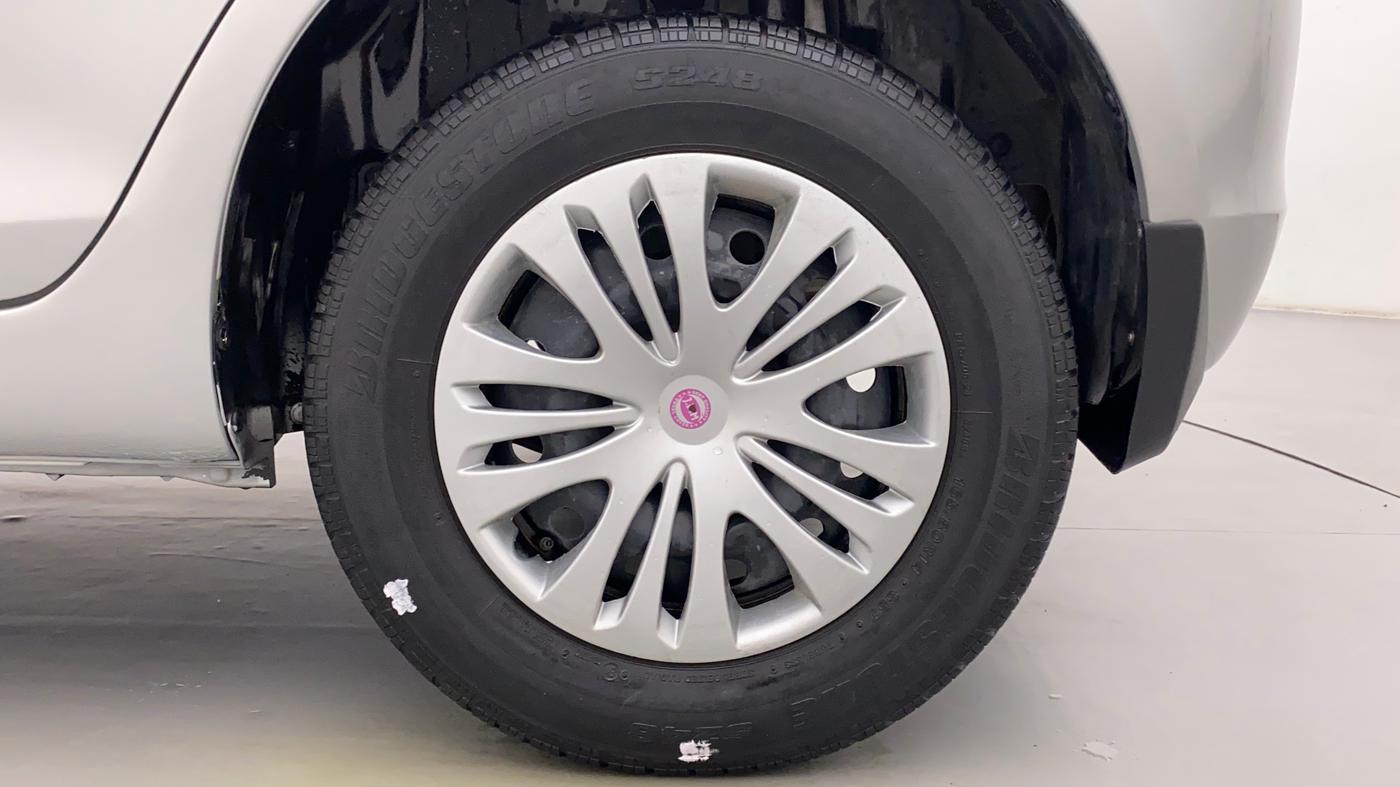 2014 Maruti Swift VDI, Diesel, Manual, 38,373 km, Left Rear Wheel
