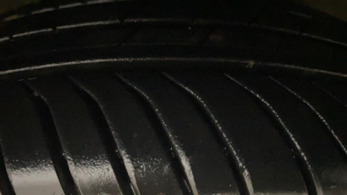 2019 Maruti Celerio VXI AMT (O), Petrol, Automatic, 60,279 km, Right Front Tyre Tread