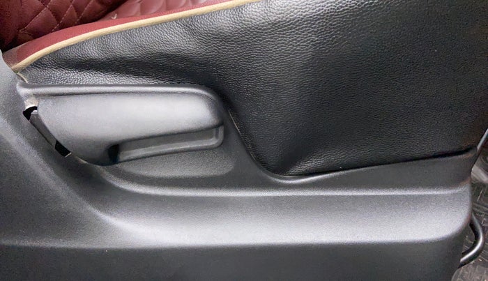 2018 Maruti Ertiga VDI SHVS LIMITED EDITION, Diesel, Manual, 25,075 km, Driver Side Adjustment Panel