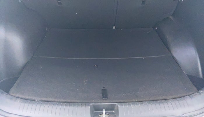 2017 Hyundai Creta 1.6 CRDI SX PLUS AUTO, Diesel, Automatic, 97,547 km, Boot Inside View