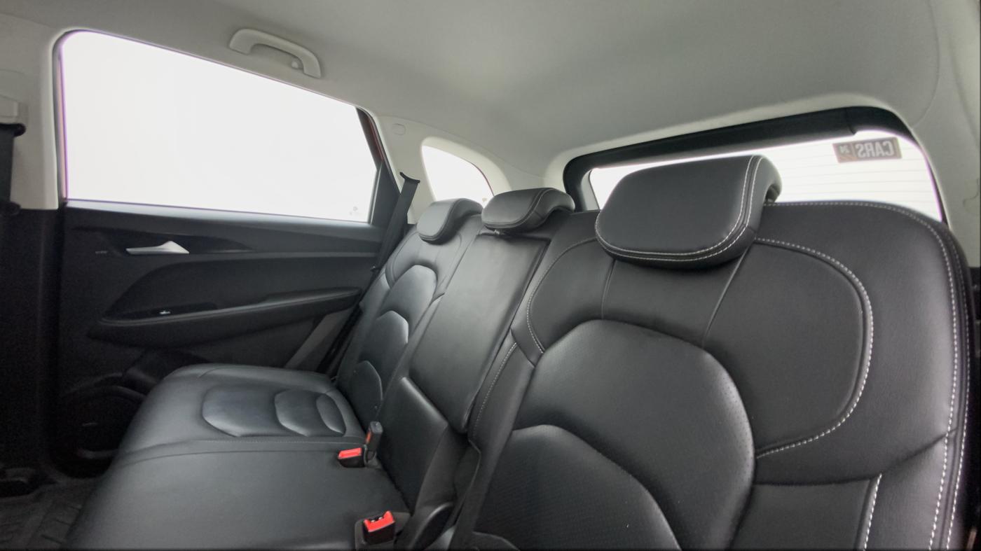 2020 MG HECTOR SMART HYBRID 1.5 PETROL, Petrol, Manual, 15,108 km, Right Side Rear Door Cabin