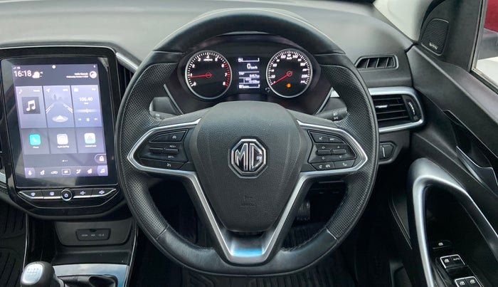 2020 MG HECTOR SMART HYBRID 1.5 PETROL, Petrol, Manual, 15,108 km, Steering Wheel Close Up