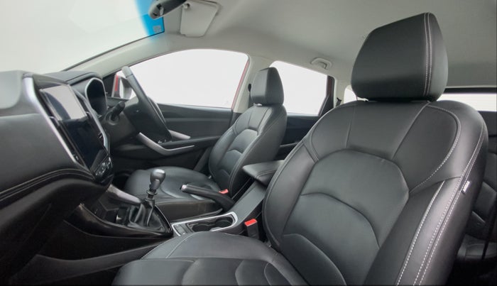 2020 MG HECTOR SMART HYBRID 1.5 PETROL, Petrol, Manual, 15,108 km, Right Side Front Door Cabin