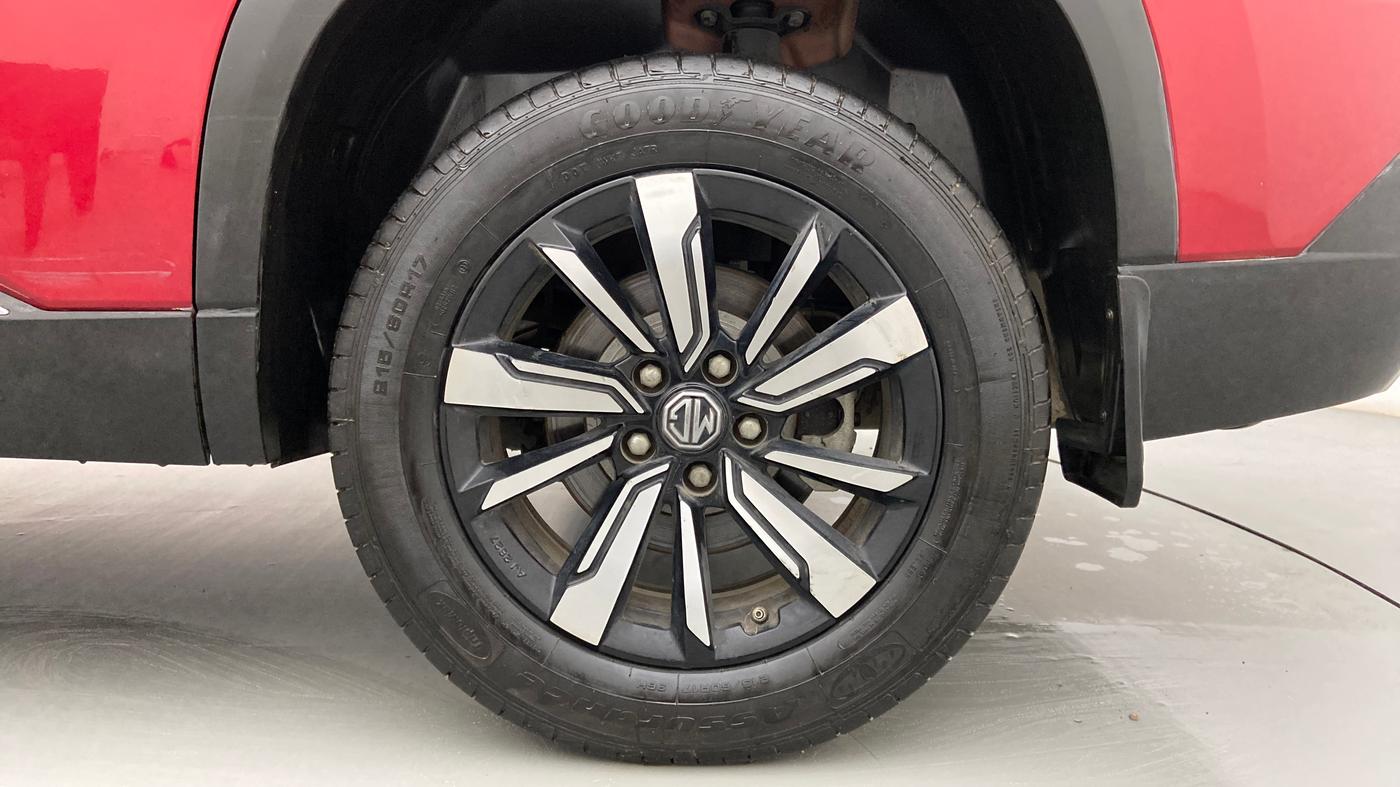 2020 MG HECTOR SMART HYBRID 1.5 PETROL, Petrol, Manual, 15,108 km, Left Rear Wheel