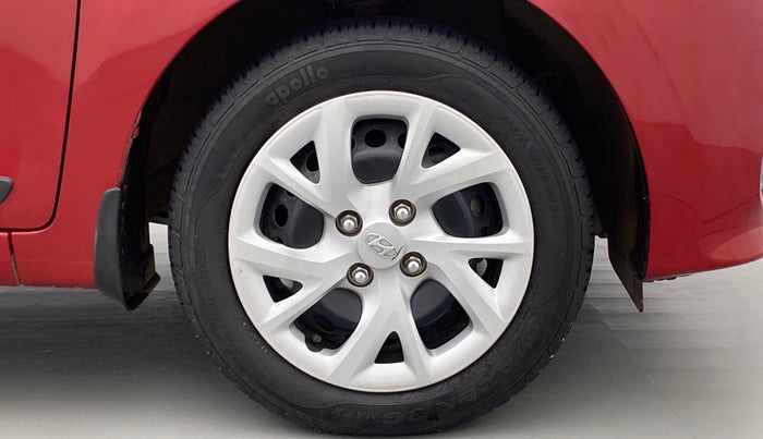 2019 Hyundai Grand i10 MAGNA 1.2 KAPPA VTVT, Petrol, Manual, 14,740 km, Right Front Wheel