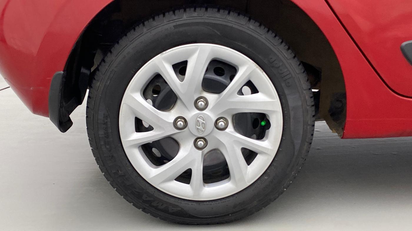 2019 Hyundai Grand i10 MAGNA 1.2 KAPPA VTVT, Petrol, Manual, 14,740 km, Right Rear Wheel
