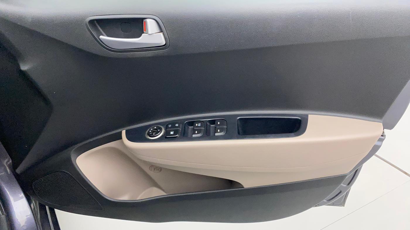 2018 Hyundai Grand i10 SPORTZ 1.2 KAPPA VTVT, Petrol, Manual, 94,280 km, Driver Side Door Panels Control