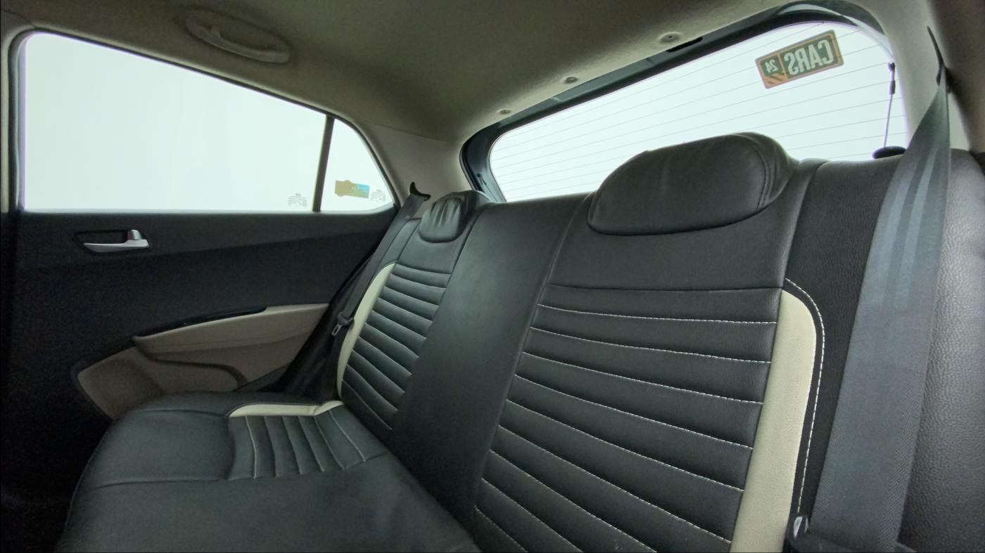 2018 Hyundai Grand i10 SPORTZ 1.2 KAPPA VTVT, Petrol, Manual, 94,280 km, Right Side Rear Door Cabin