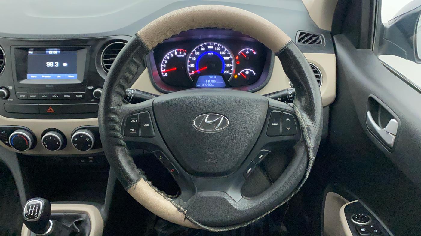 2018 Hyundai Grand i10 SPORTZ 1.2 KAPPA VTVT, Petrol, Manual, 94,280 km, Steering Wheel Close Up