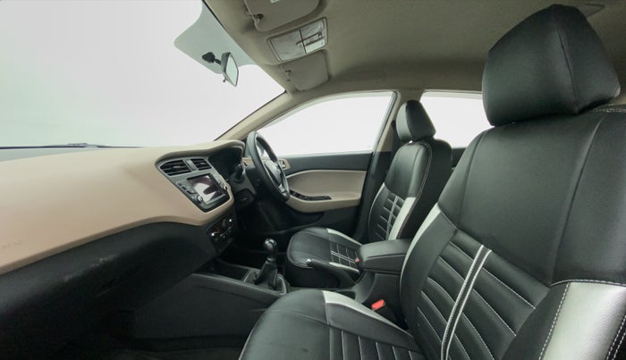 2019 Hyundai Elite i20 1.2 SPORTS PLUS VTVT, Petrol, Manual, 30,152 km, Right Side Front Door Cabin