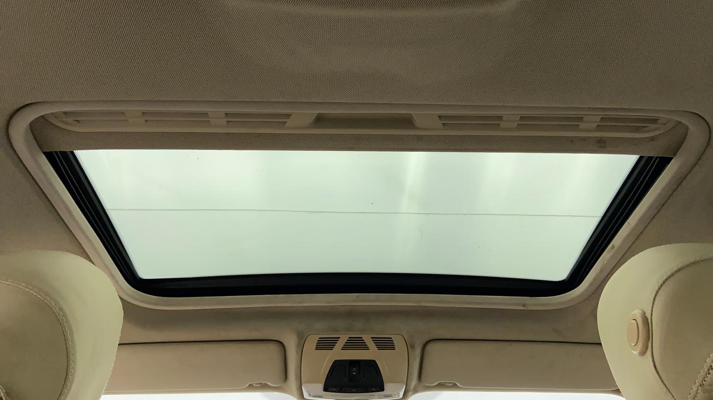 2014 BMW 3 Series 320D LUXURYLINE, Diesel, Automatic, 76,340 km, Moonroof/ Sunroof