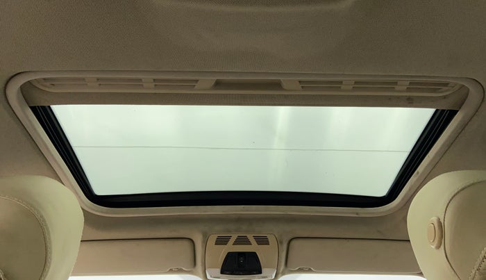 2014 BMW 3 Series 320D LUXURYLINE, Diesel, Automatic, 76,340 km, Moonroof/ Sunroof