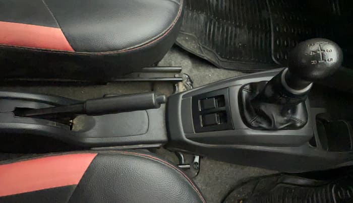 2019 Maruti Alto 800 LXI, Petrol, Manual, 33,325 km, Gear Lever