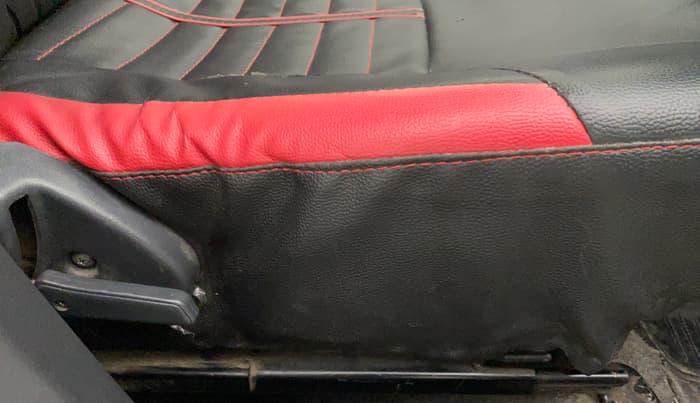 2019 Maruti Alto 800 LXI, Petrol, Manual, 33,325 km, Driver Side Adjustment Panel