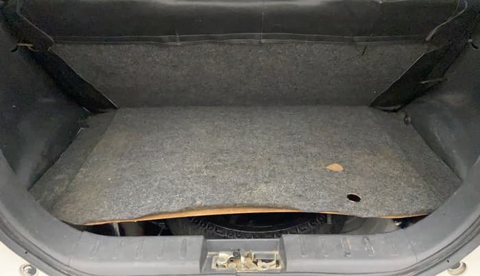 2019 Maruti Alto 800 LXI, Petrol, Manual, 33,325 km, Boot Inside