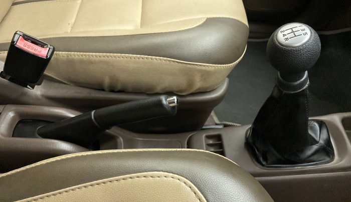 2010 Maruti Zen Estilo VXI, Petrol, Manual, 45,747 km, Gear Lever