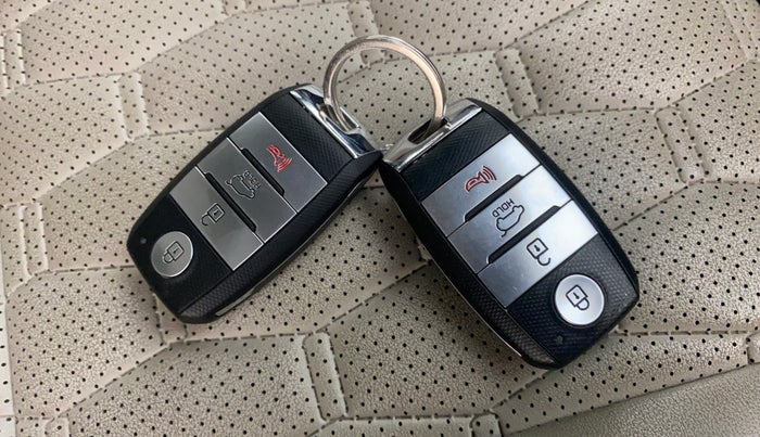 2020 KIA SELTOS HTX IVT 1.5 PETROL, Petrol, Automatic, 37,241 km, Key Close Up