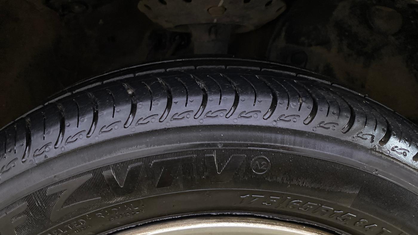 2015 Honda City 1.5L I-VTEC V MT, Petrol, Manual, 45,985 km, Right Front Tyre Tread