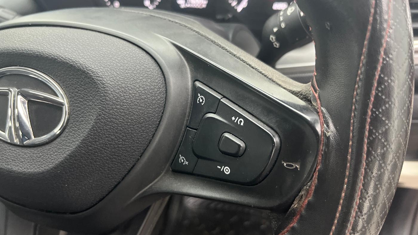 2021 Tata ALTROZ XZ DIESEL, Diesel, Manual, 1,16,263 km, Adaptive Cruise Control