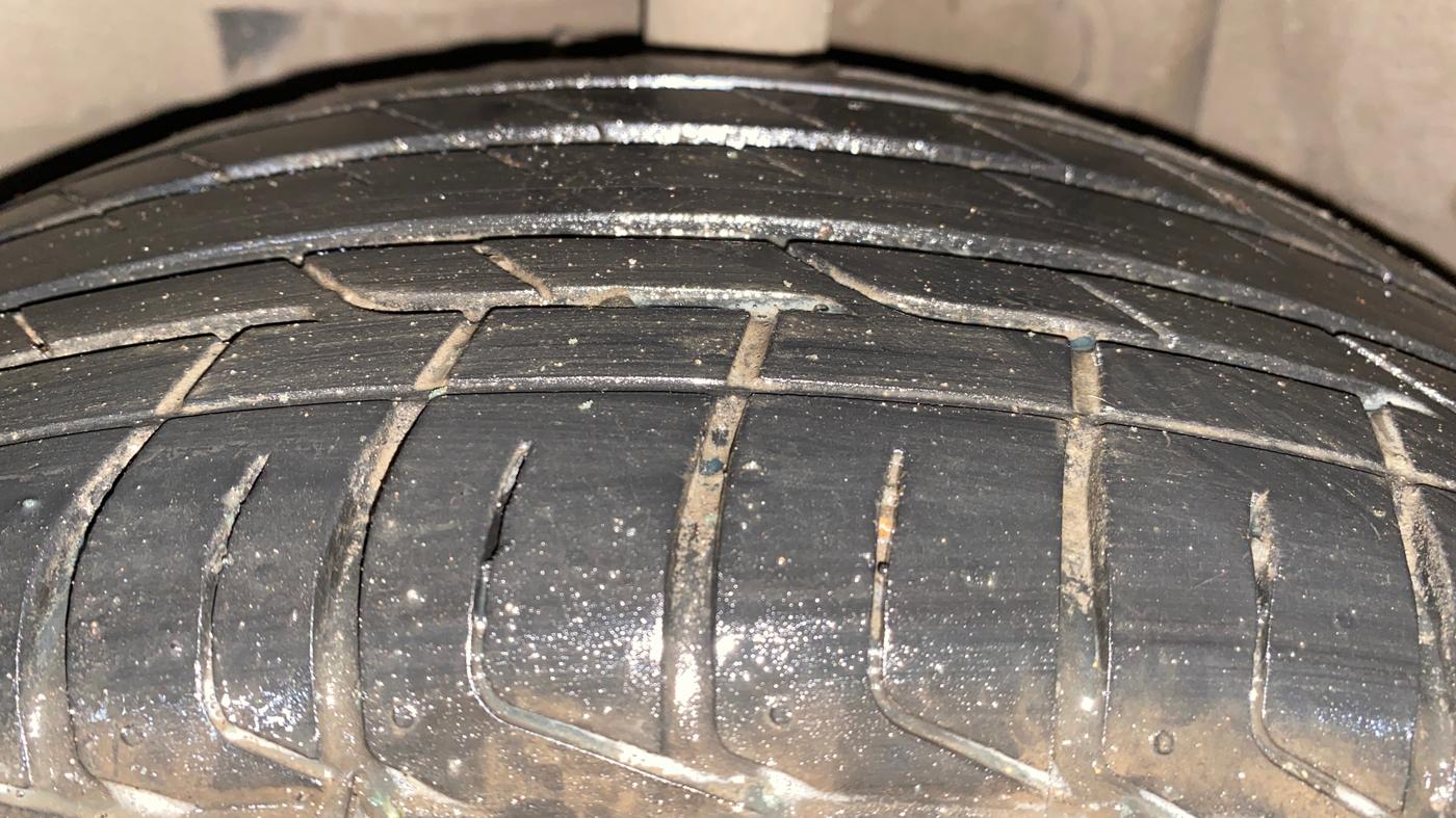 2022 Tata NEXON XZ PLUS PETROL, CNG, Manual, 1,05,744 km, Left Front Tyre Tread