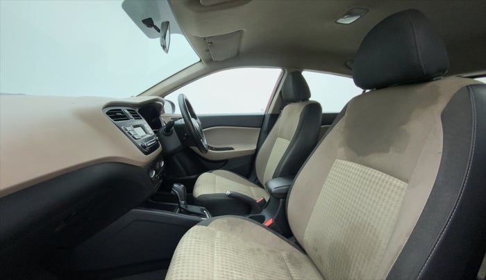 2018 Hyundai Elite i20 Magna Executive 1.2 AT, Petrol, Automatic, 85,315 km, Right Side Front Door Cabin