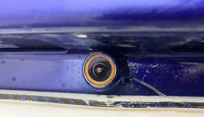 2016 Ford New Figo TITANIUM 1.2 PETROL MT, Petrol, Manual, 84,704 km, Parking Camera