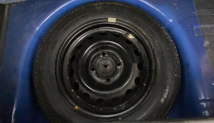 2016 Ford New Figo TITANIUM 1.2 PETROL MT, Petrol, Manual, 84,704 km, Spare Tyre