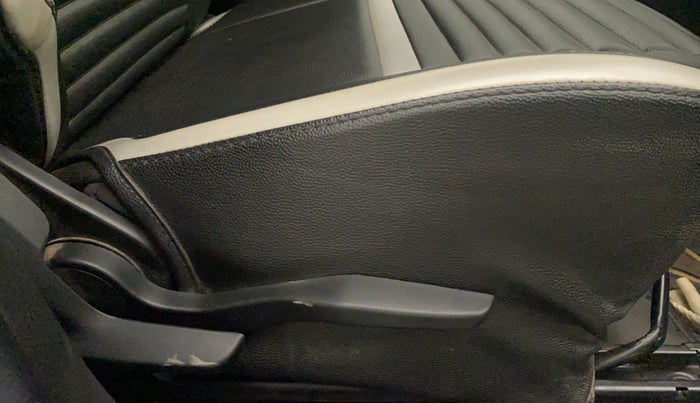 2020 Maruti Baleno ZETA PETROL 1.2, Petrol, Manual, 14,523 km, Driver Side Adjustment Panel
