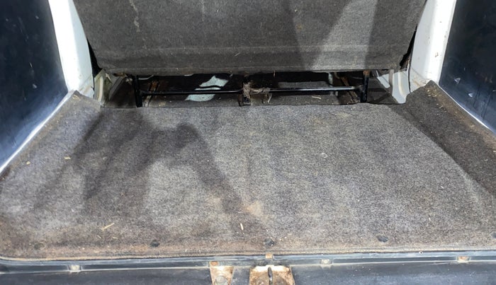 2019 Maruti Eeco 5 STR WITH A/C+HTR, Petrol, Manual, 26,591 km, Boot Inside