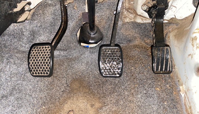 2019 Maruti Eeco 5 STR WITH A/C+HTR, Petrol, Manual, 26,591 km, Pedals