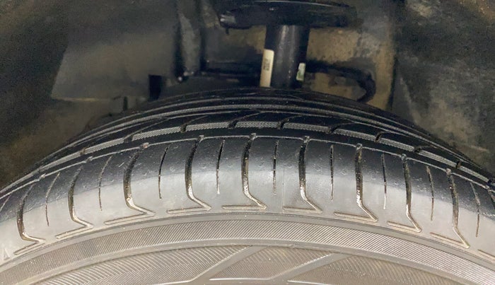 2018 Tata NEXON XMA PETROL, Petrol, Automatic, 54,039 km, Left Front Tyre Tread