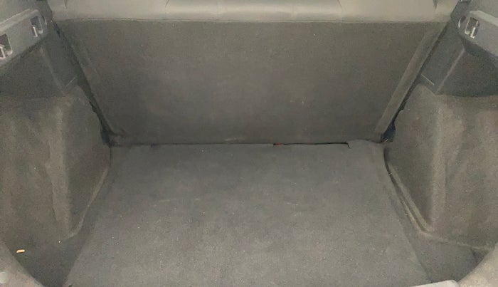 2018 Tata NEXON XMA PETROL, Petrol, Automatic, 54,039 km, Boot Inside