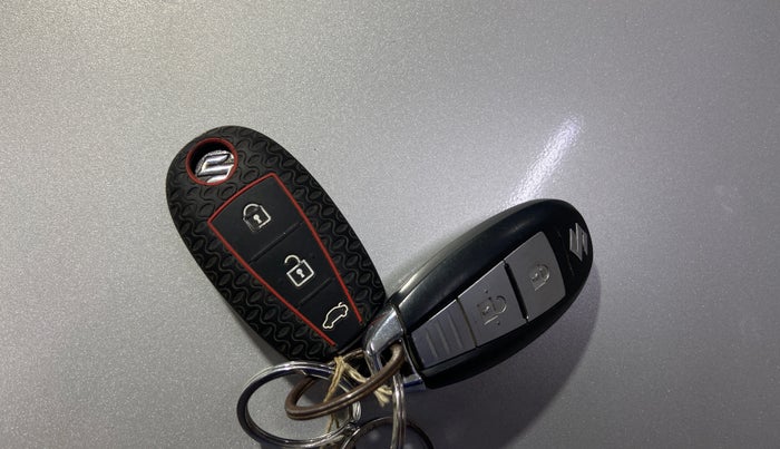 2016 Maruti Ertiga ZDI + SHVS, Diesel, Manual, 96,450 km, Key Close Up