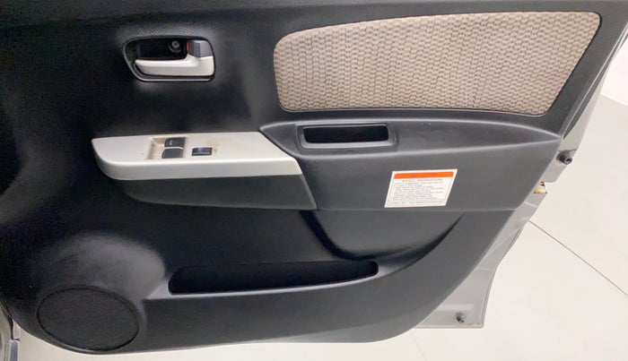 2014 Maruti Wagon R 1.0 LXI CNG, CNG, Manual, 96,139 km, Driver Side Door Panels Control
